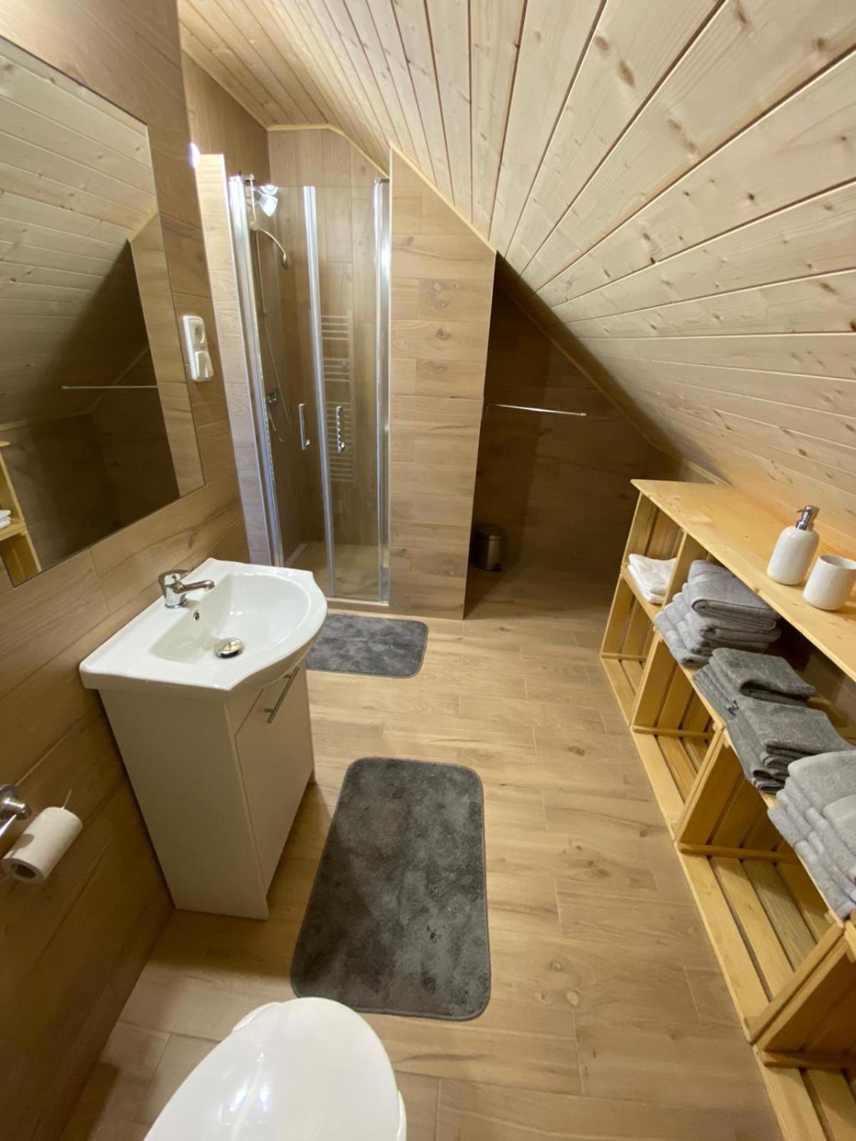 Ubytování S Wellness Dolni Dobrouc Exterior foto