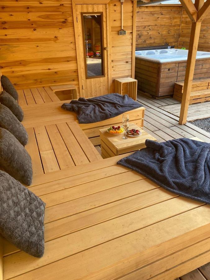 Ubytování S Wellness Dolni Dobrouc Exterior foto